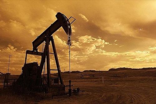 Giá dầu của Azerbaijan tăng trên thị trường thế giới