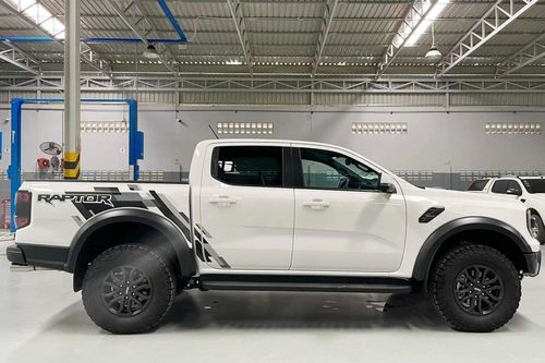 Cận cảnh Ford Ranger Raptor 2022 sắp ra mắt tại Việt Nam