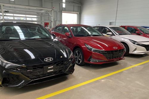 Hyundai Elantra 2023 ồ ạt nhận cọc tại đại lý, xe sẽ lắp ráp trong nước, ra mắt ngay trong tháng 8