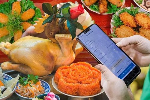 Hà Nội: Tấp nập dịch vụ cỗ cúng phục vụ ngày Rằm tháng Bảy