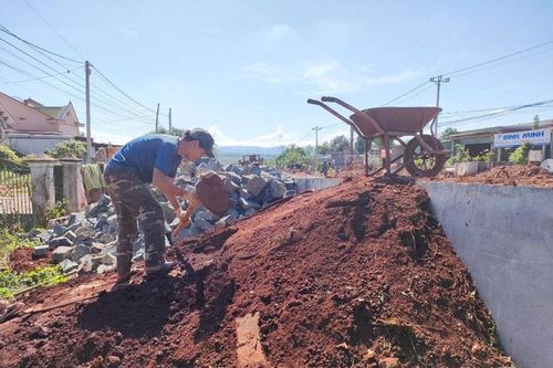 Người dân Gia Lai khổ sở vì thi công dự án nâng cấp Quốc lộ 19 qua Tây Nguyên