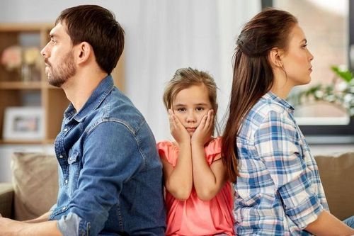 Đừng biến mình thành cha mẹ độc hại