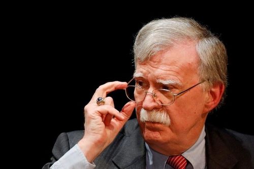 Mỹ cáo buộc đặc vụ Iran mưu sát cựu cố vấn của ông Trump