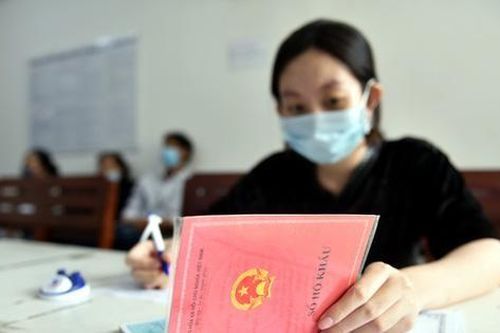 Bộ Công an không có chủ trương thu sổ hộ khẩu giấy