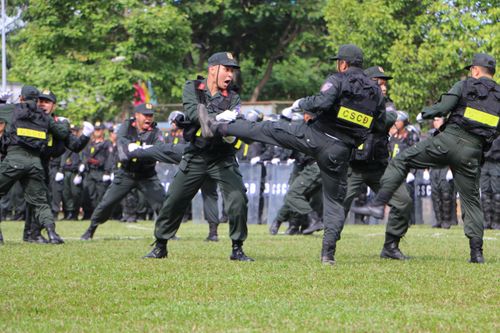 TPHCM ra mắt trung đoàn Cảnh sát cơ động dự bị chiến đấu