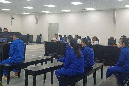 Tử hình 5 bị cáo mua bán, vận chuyển hàng chục cân ma túy về bến xe Mỹ Đình