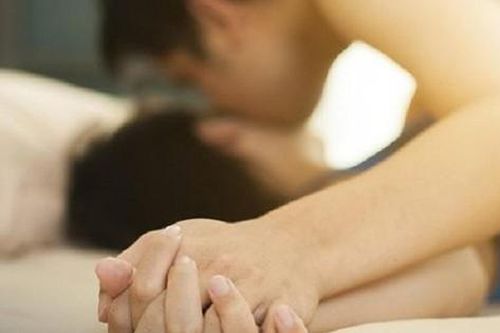 Yêu vội, gái ngoan mất cả chì lẫn chài sau khi tình trẻ 'no xôi chán chè'