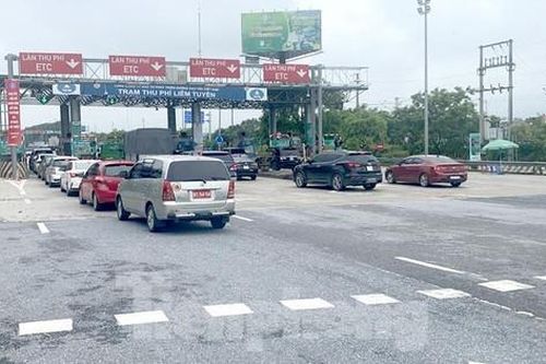 Bỏ hạn mức tài khoản trả phí tự động khi vào cao tốc: Thực tế không như lo ngại ban đầu