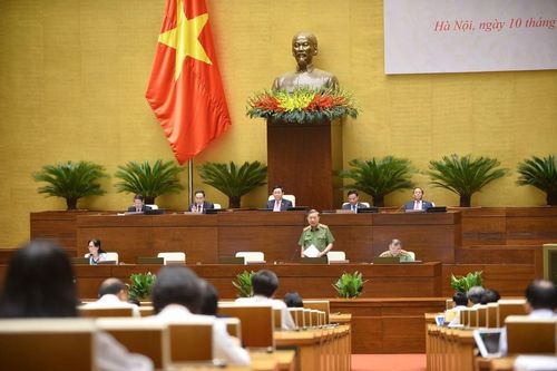 Cá cược bóng đá, đua ngựa, đua chó: Tư lệnh 3 ngành nói gì?
