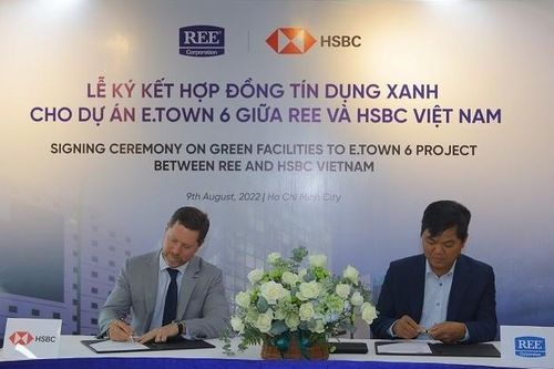 HSBC Việt Nam tài trợ tín dụng xanh trị giá 900 triệu đồng cho dự án bất động sản của Tập đoàn REE