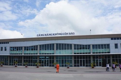 Tăng cường trực thăng chở khách khi sân bay Côn Đảo đóng cửa