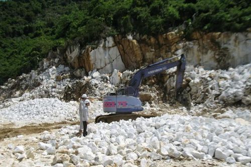 Yên Bái: Đổ thải không đúng vị trí, Công ty Phát triển số 1 bị xử phạt 120 triệu đồng