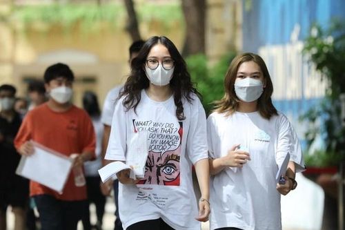 Học phí tăng vọt không đồng nghĩa chất lượng đào tạo tăng ngay lập tức