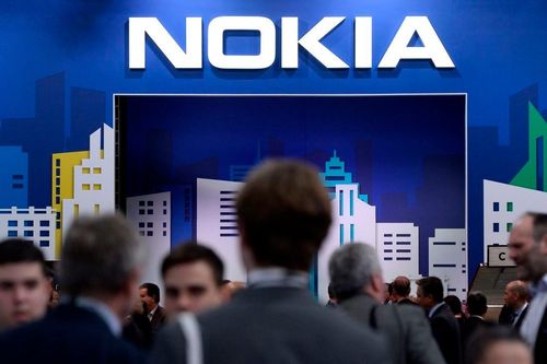Nokia đang sống bằng gì
