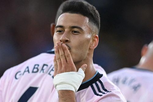 Arsenal có đội hình trẻ nhất Ngoại hạng Anh mùa này