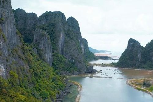 Quảng Ninh thu hồi 240 ha đất dự án Vân Đồn để chọn lại nhà đầu tư