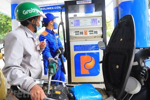 Tài xế chia sẻ bí quyết tiết kiệm nhiên liệu khi điều khiển xe