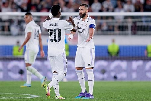 Chấp Barca mua sắm, Real Madrid vẫn cược cả vào Benzema