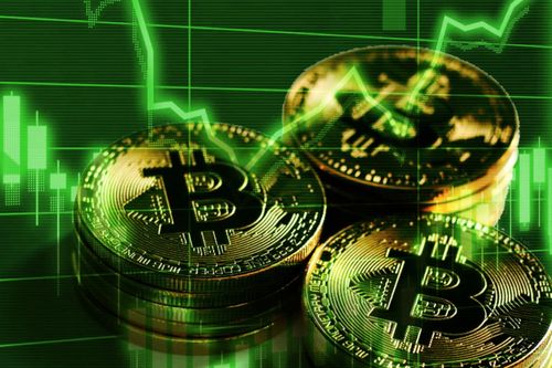 Giá Bitcoin tăng vọt, áp sát 24.000 USD