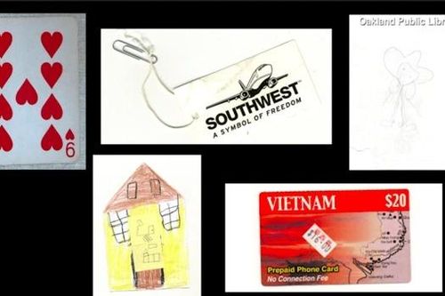 Hàng trăm đồ vật bị bỏ lại trong thư viện được sưu tập và chia sẻ