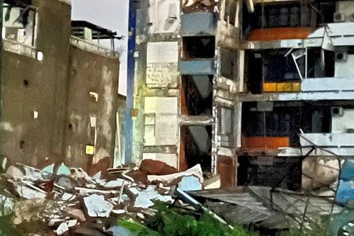 Tòa nhà 8 tầng ở Hải Phòng bị biến dạng, có nguy cơ sập