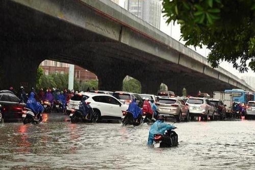 Hà Nội đón lượng mưa 'kỷ lục'