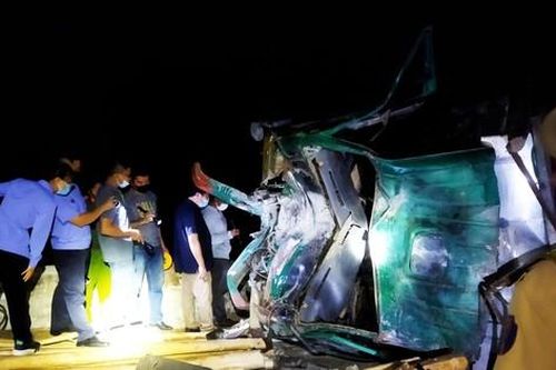 Thông tin mới nhất về vụ tai nạn thảm khốc làm 4 người chết ở Thừa Thiên - Huế