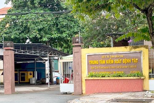 Kỷ luật cảnh cáo Giám đốc, Phó Giám đốc CDC Bến Tre
