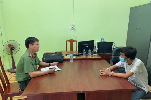 Bắt giữ đối tượng lưu hành tiền giả