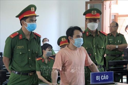 Tuyên án tử hình đối tượng sát hại 3 người trong một gia đình ở Phú Yên