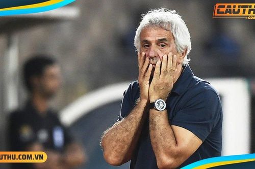 HLV đen đủi nhất thế giới: 3 lần bị sa thải trước World Cup