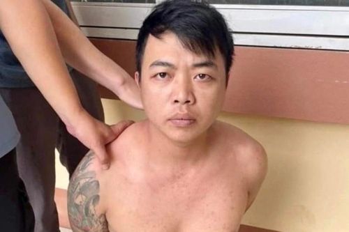 Gã trai mang lệnh truy nã bị bắt khi về nhà vào rằm tháng 7