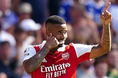 Arsenal hạ Leicester trong trận cầu có 6 bàn thắng