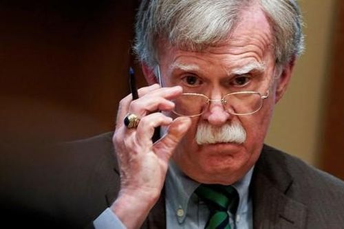 Tehran phản ứng khi Washington cáo buộc quân nhân Iran có âm mưu ám sát quan chức Mỹ