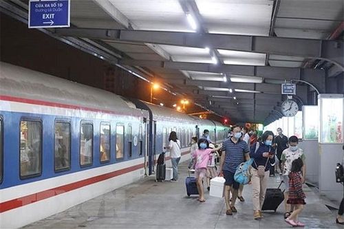 Thêm nhiều chuyến tàu khách đến các điểm du lịch vào dịp nghỉ lễ 2/9