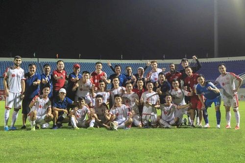 Hạ Đà Nẵng trong 7 phút cuối, Viettel ngắt mạch toàn thua