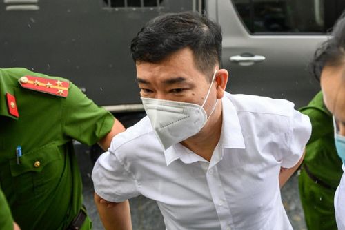 Cựu đại tá Phùng Anh Lê bị phạt 7 năm 6 tháng tù