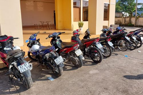 Nhiều người đua xe trái phép bị bắt giữ