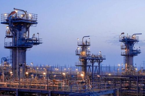 Saudi Arabia: 'Vàng đen' nơi cát trắng và nỗ lực tăng trưởng xanh