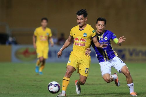 Thắng HAGL, CLB Hà Nội vô địch lượt đi V-League 2022