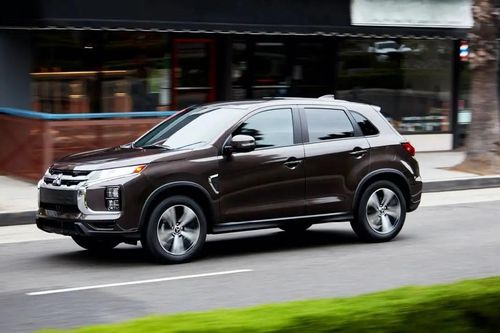 Mitsubishi triệu hồi hơn 70.000 xe Outlander Sport vì lỗi động cơ