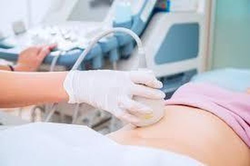 Hi hữu, người phụ nữ Hà Nội mang thai ở đại tràng
