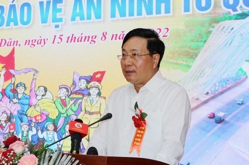 Phó Thủ tướng Phạm Bình Minh dự Ngày hội Toàn dân bảo vệ an ninh Tổ quốc tại Quảng Ninh