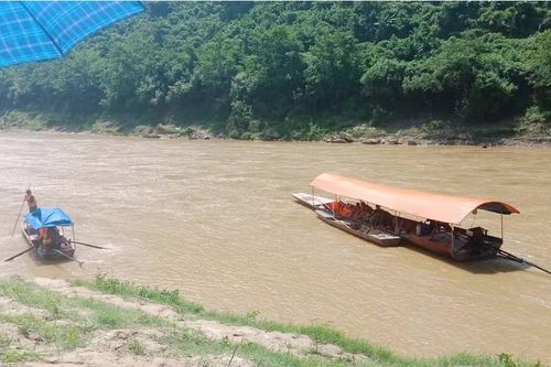 Lào Cai: Lật thuyền 1 người chết, 4 người mất tích