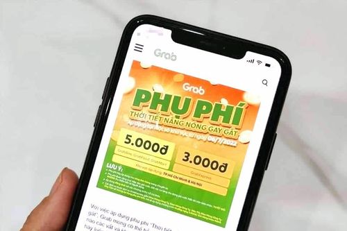 Thông tin bất ngờ về 'phụ phí nắng nóng' của Grab
