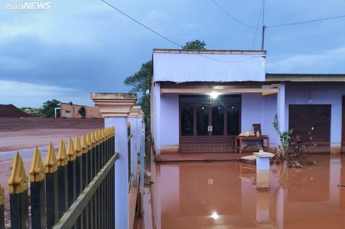 Nhiều hộ dân vùng lõi Dự án sân bay Long Thành sống tạm bợ chờ tái định cư