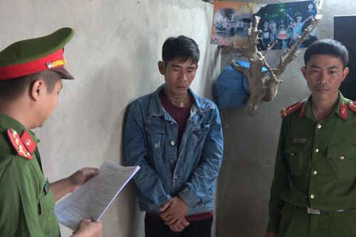 Bắt đối tượng chửi bới, chống người thi hành công vụ