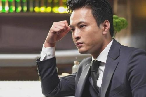 Hồng Đăng chưa trình diện tại Nhà hát Kịch Hà Nội