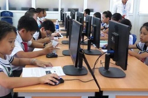 Môn học chỉ dạy trong 1 kỳ, tính điểm trung bình cả năm thế nào?