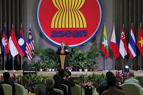 ASEAN - khu vực hình mẫu thành công trong toàn cầu hóa